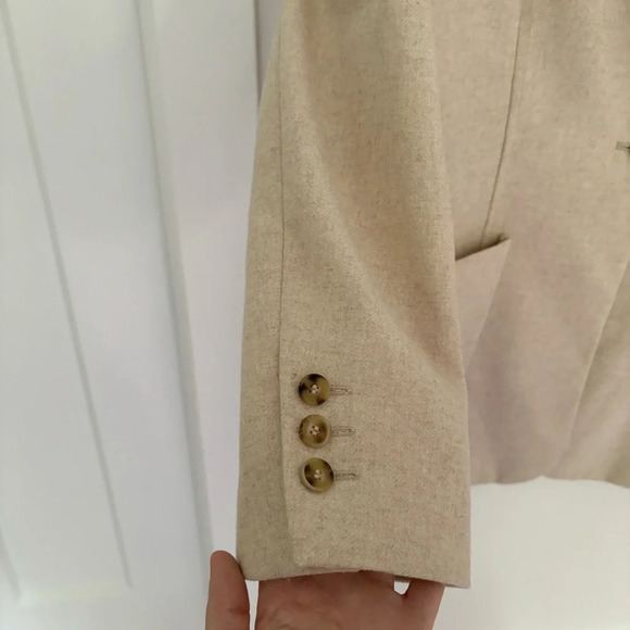 Mango Wool Blend Long Oversized Blazer Light Beige Oatmeal Size M Shoulder  Pads - Picture 9 of 9